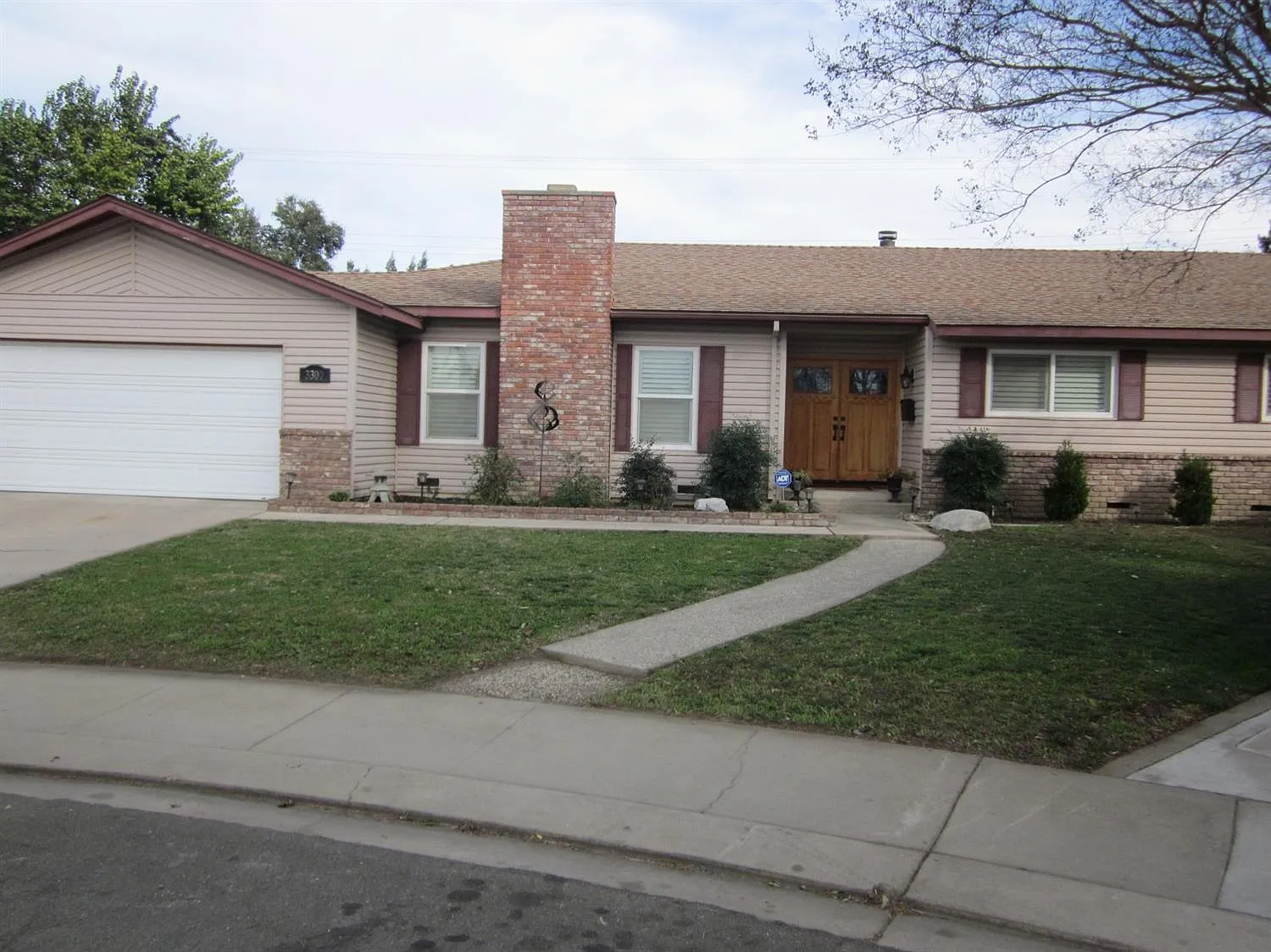 3300 Selby Ln photo 1