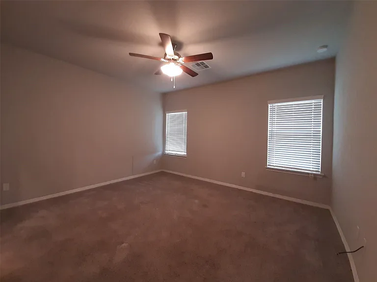 919 Redinger Ridge Dr — Photo 10