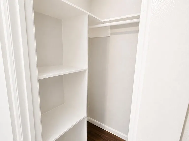 14 Laura Ln — Photo 6