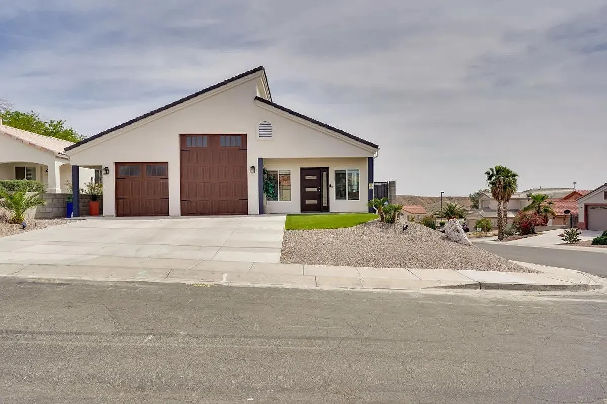 Building Photo - 2172 1/2 Breon Dr