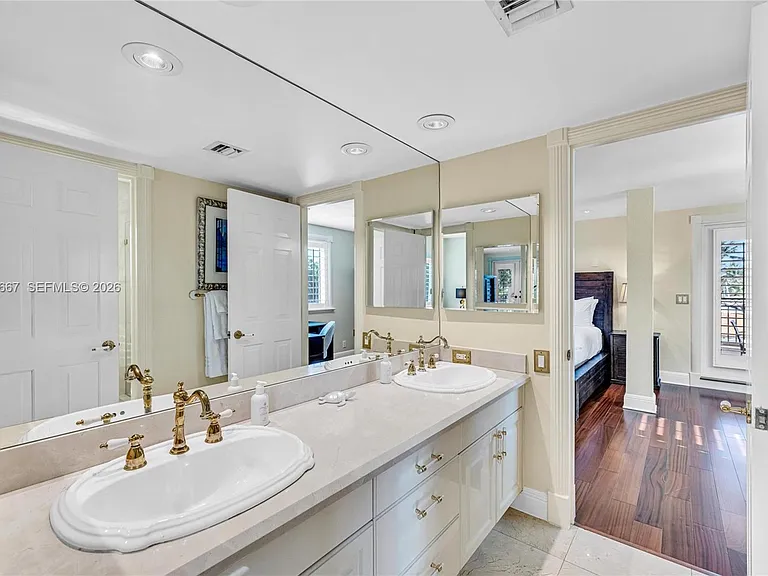 625 Poinciana Dr — Photo 23
