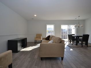 8 Joseph Dr, Newton, NJ 07860