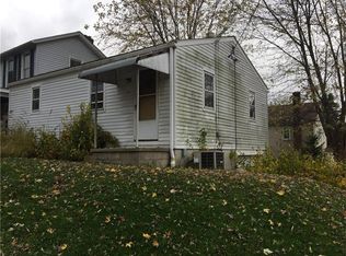 5927 Roslyn St, McKeesport, PA
