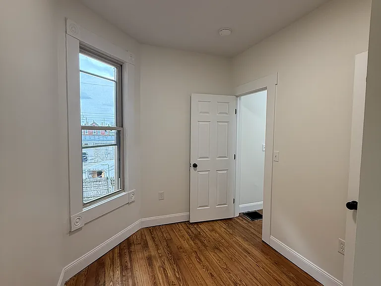 433 Hanford St — Photo 22