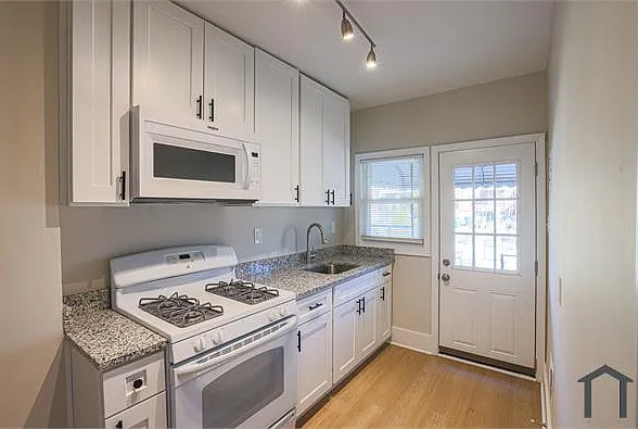 6426 Odonnell St — Photo 23