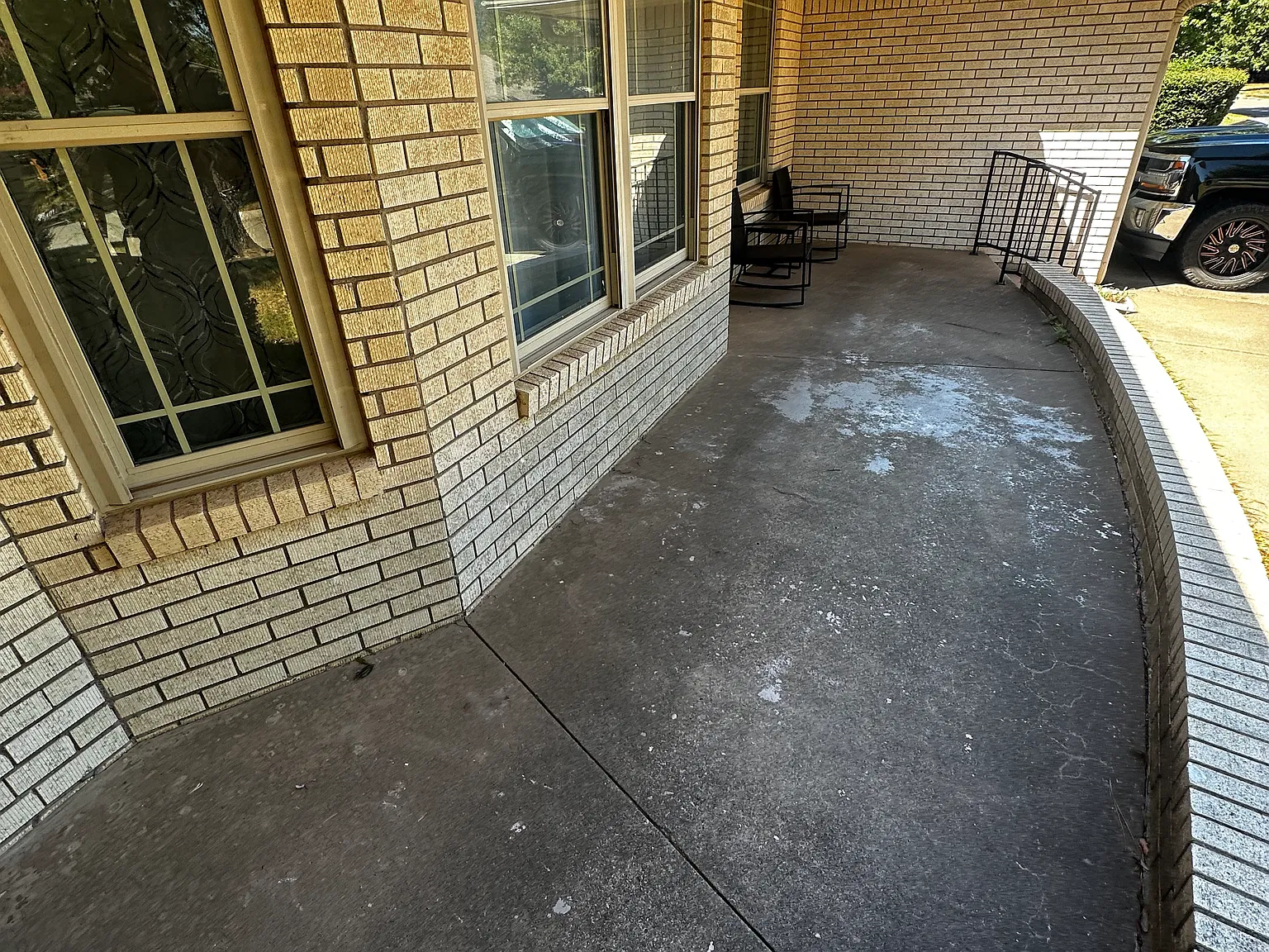 3 bed, 1866 sqft, $1,900 — Photo 2