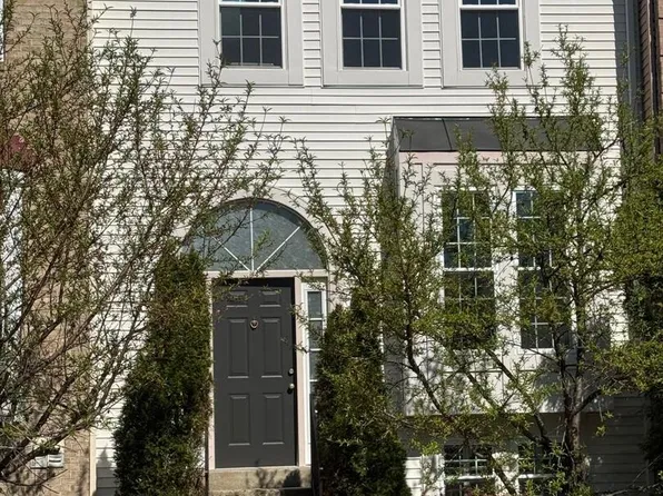 7717 Goodfellow Way, Rockville, MD 20855