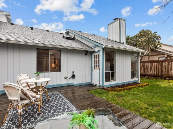 1206 31st Street NE, Auburn, WA 98002