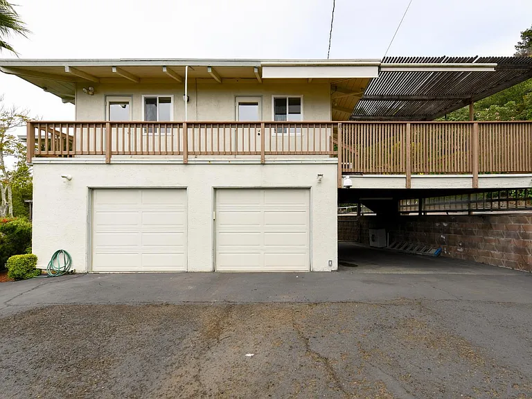 22 Monez Blvd — Photo 25