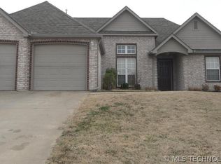 9800 E 110th St, Owasso, OK 74055