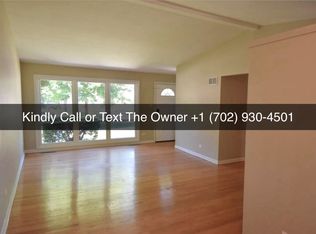 1903 E Evergreen St #B, Wheaton, IL 60187
