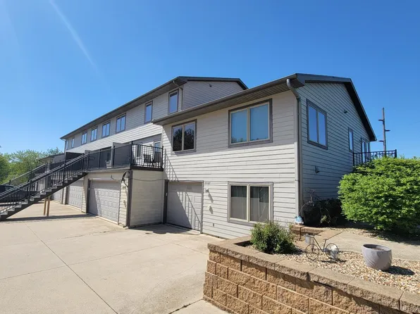 3927 Memory Ln, Waterloo, IA 50702