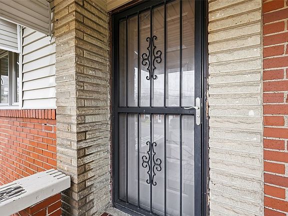 3rd image of 1013 El Rancho Dr
