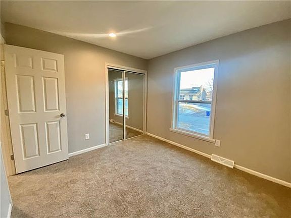 3rd image of 12916 Craig Dr