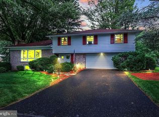 2848 Vista Cir, Camp Hill, PA