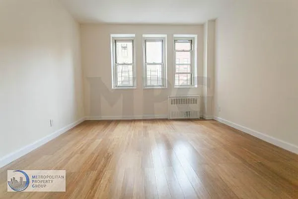 Rented by Metropolitan Property Group | media 6