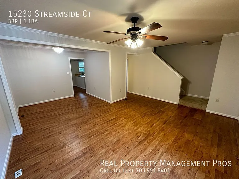 15230 Streamside Ct — Photo 3