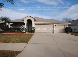 15517 Lake Bella Vista Dr, Tampa, FL 33625