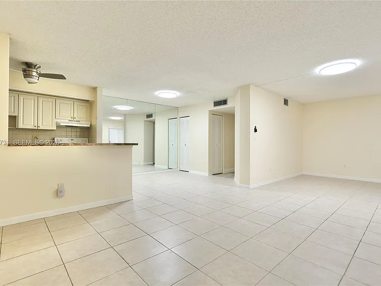9448 S Belfort Cir #116 — Photo 3