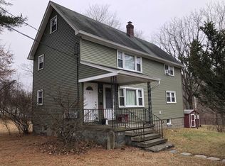 9 Nelson Pl, Fishkill, NY 12524