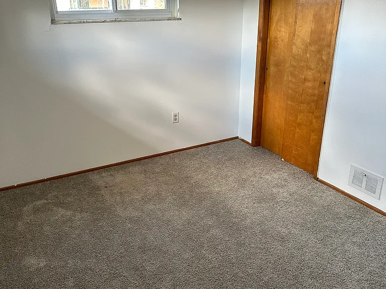 515 Decatur Ave #2 — Photo 11