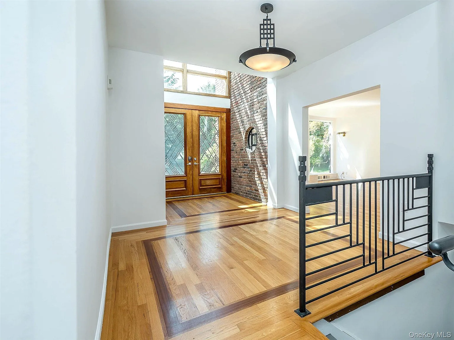 4 bed, 4.0 bath, 2802 sqft, $11,000 — Photo 3
