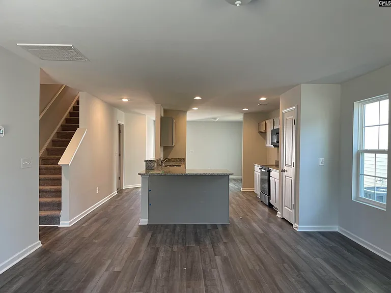 317 Windfall Rd — Photo 6