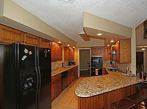 4th image of 3903 Copperwood Ct