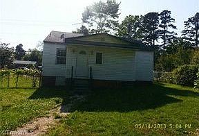 2nd image of 270 Dorothy St