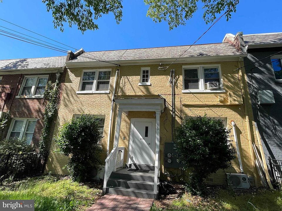 1st image of 1732 S St SE