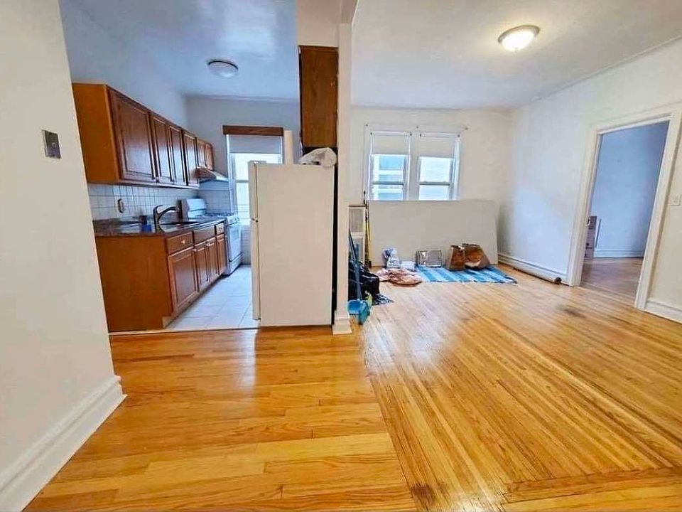 1st image of 50-55 42nd St #2A