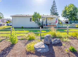 210 Evergreen Dr, Aumsville, OR 97325
