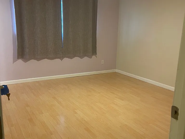 512 S Margo Dr — Photo 10