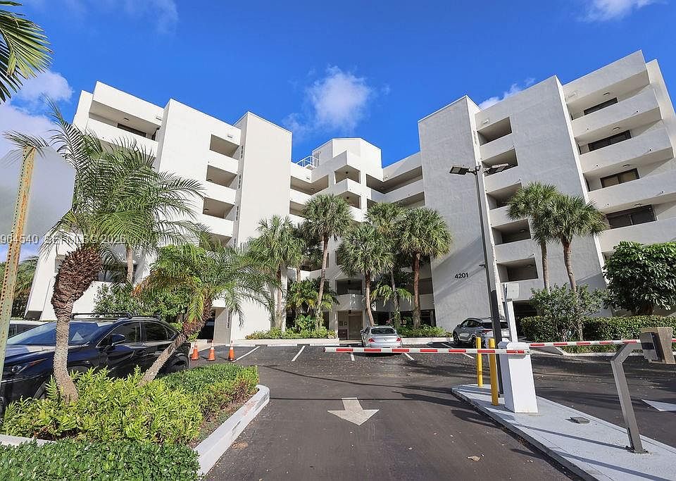 1st image of 4201 N Ocean Dr APT 304