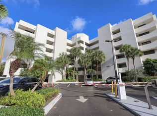4201 N Ocean Dr APT 304, Hollywood, FL 33019