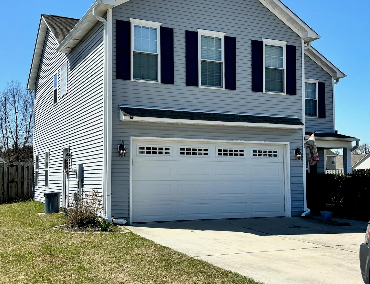 4 bed, 2.5 bath, $2,000 — Photo 2