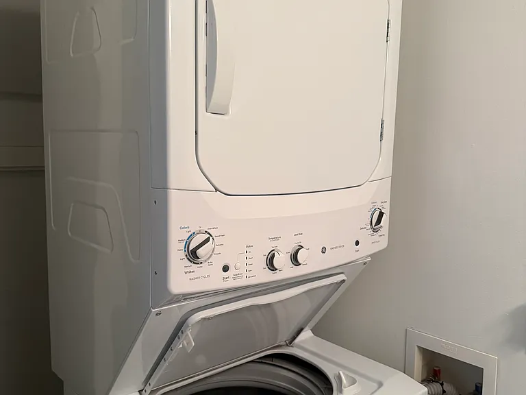 Washer dryer
