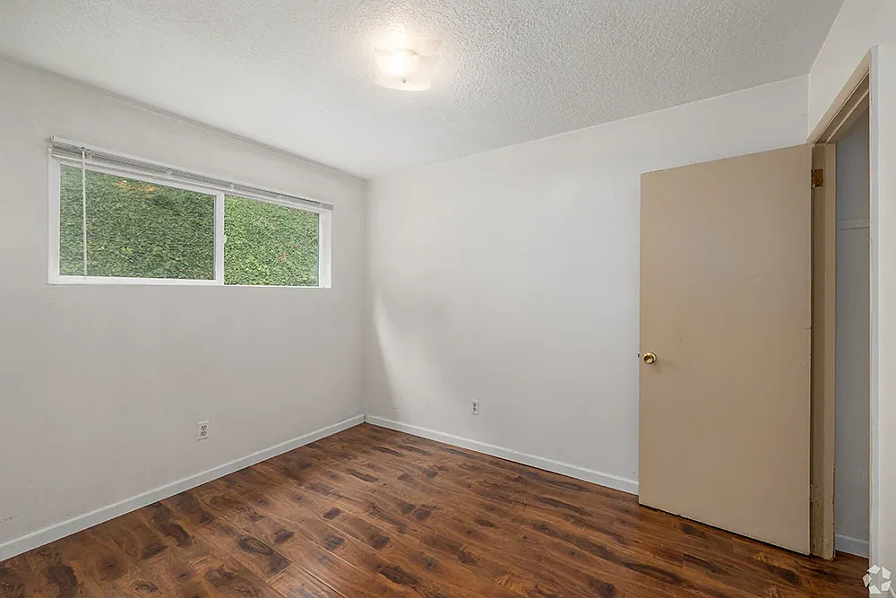 2 bed, 700 sqft, $1,500 — Photo 3