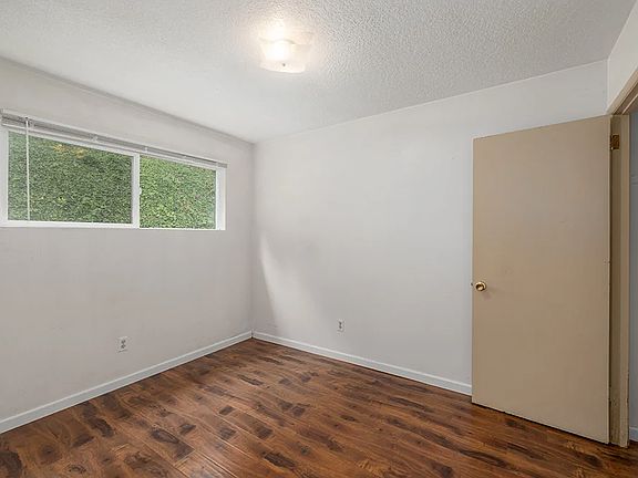 3rd image of 2830-2846 SW Sam Jackson Park Rd #2842