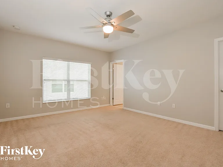 606 Black Eagle Dr — Photo 7