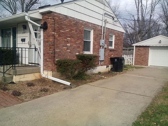 2nd image of 2507 Sharon Cir