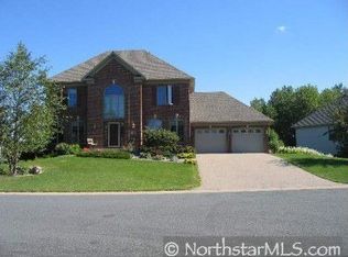 8500 Carriage Hill Rd, Savage, MN 55378