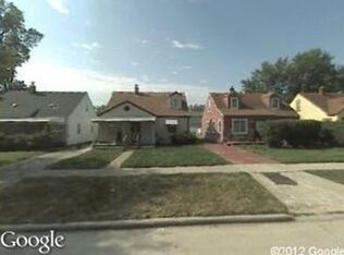 7003 Hatchery Rd, Waterford, MI 48327