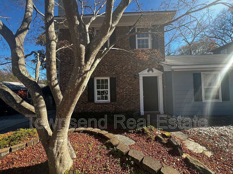 1st image of 204 Woodside Ave