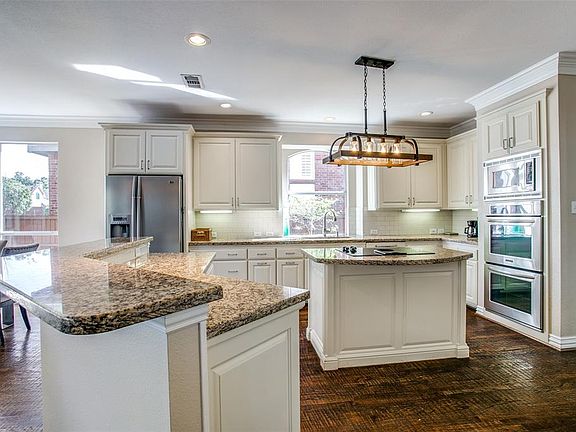 4th image of 1016 Basilwood Dr