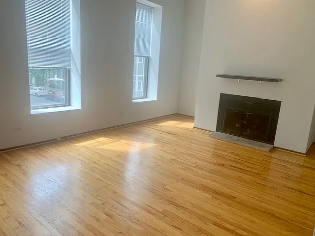 3055 N Sheffield Ave #2D — Photo 11
