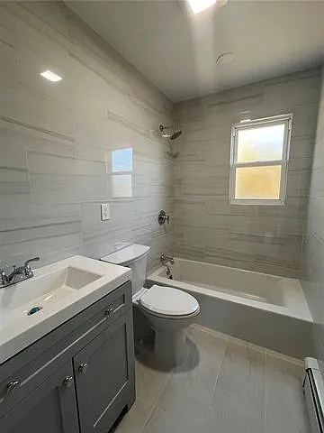 538 E Walnut St — Photo 16