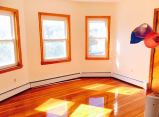 422 Hancock St APT 5, Quincy, MA 02171