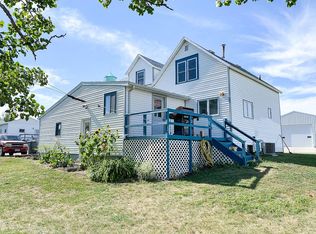 111 Grant Ave, Underwood, ND 58576