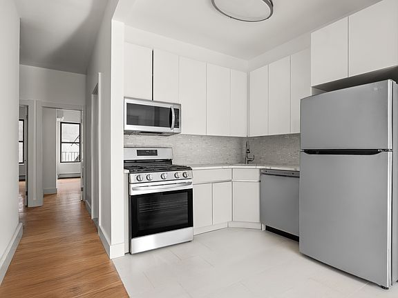 4th image of 1401 Atlantic Ave #2